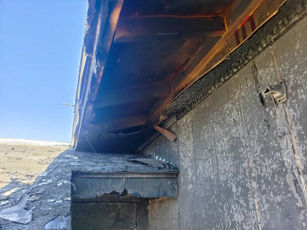 Flat Soffit Board Removal